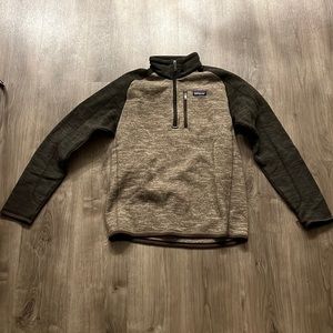 Brown color block Men’s patagonia better sweater 1/4 zip. Medium